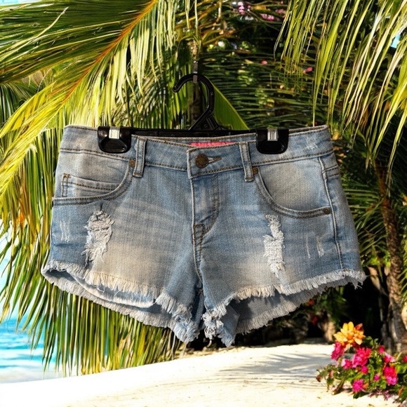 London Low Rise Distressed Denim Shorts - Picture 4 of 10